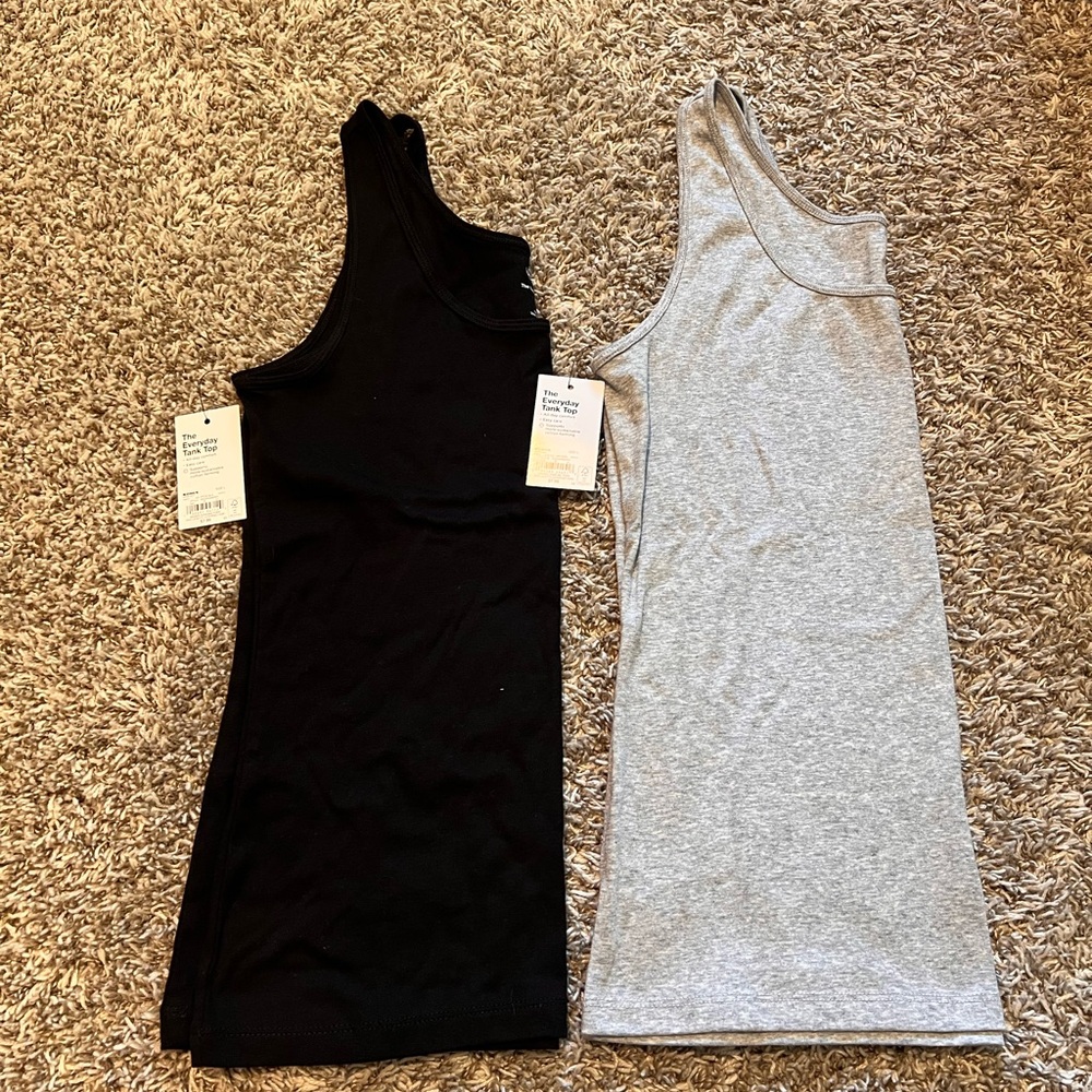 Sonoma Black and Gray Tank Tops